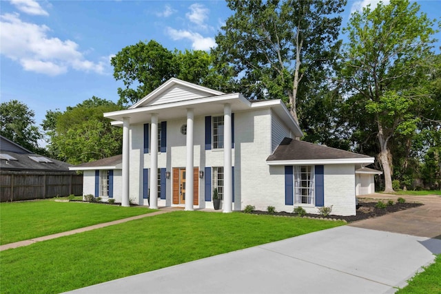 5427 Alba Rd, Houston, TX 77091 - greek revival inspired property featuring brick siding