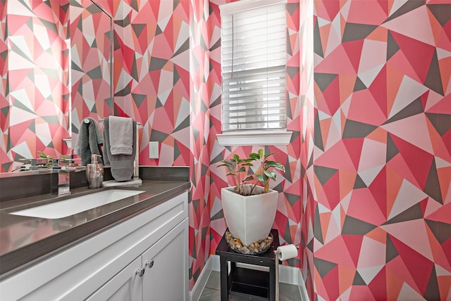 2706 Eado Edge Ct, Houston, TX 77020 - half bathroom with vanity and wallpapered walls