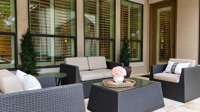 5558 Aspen St, Bellaire, TX 77401 - view of patio featuring an outdoor hangout area