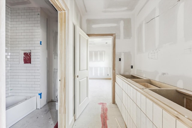 2006 Chantilly Ln, Houston, TX 77018 - full bathroom featuring bathtub / shower combination