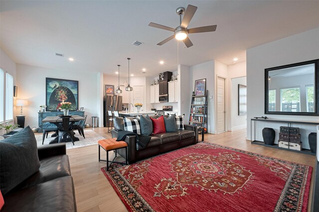 1615 Regents Gate Rd, Houston, TX 77055 - photo 5