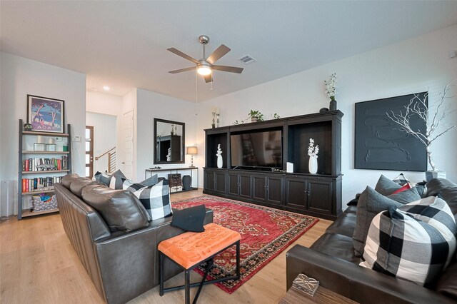 1615 Regents Gate Rd, Houston, TX 77055 - photo 6