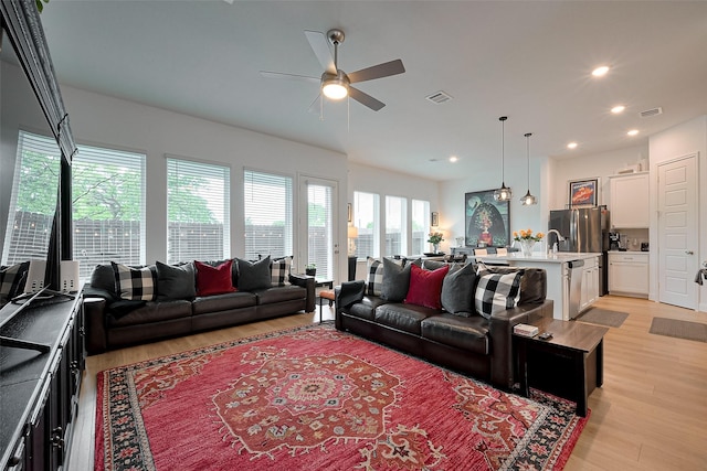 1615 Regents Gate Rd, Houston, TX 77055 - photo 9