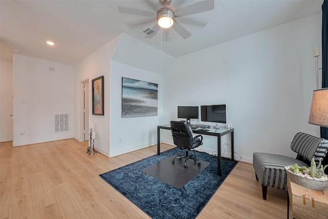 1615 Regents Gate Rd, Houston, TX 77055 - photo 30