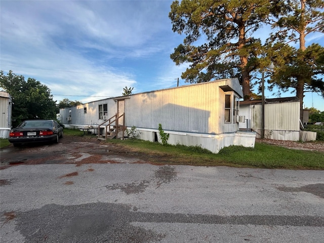 15603 N Brentwood St, Channelview, TX 77530 - manufactured / mobile home with entry steps