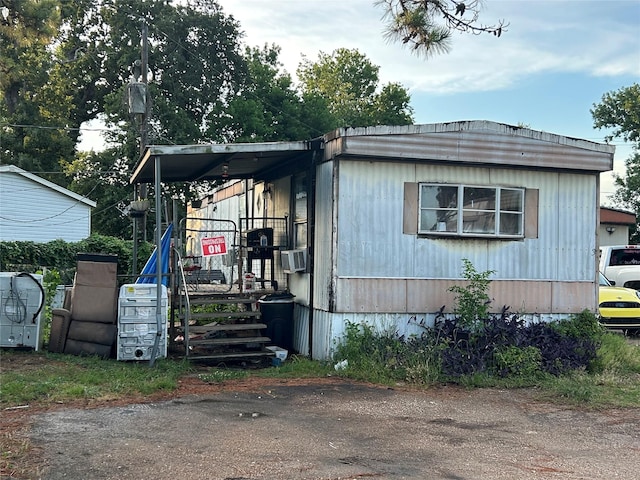 15603 N Brentwood St, Channelview, TX 77530 - manufactured / mobile home with cooling unit