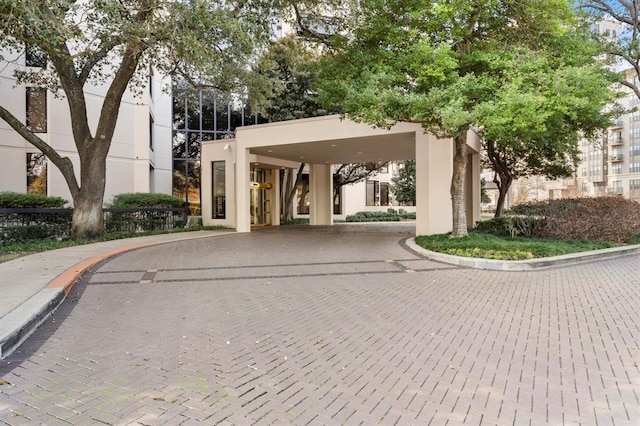 5555 Del Monte Dr Unit 103, Houston, TX 77056 - view of road with curbs