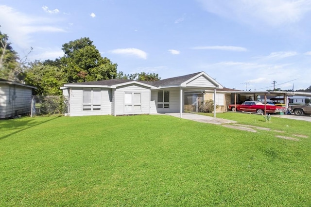 208 Preston St, La Marque, TX 77568 - view of front facade with a front lawn
