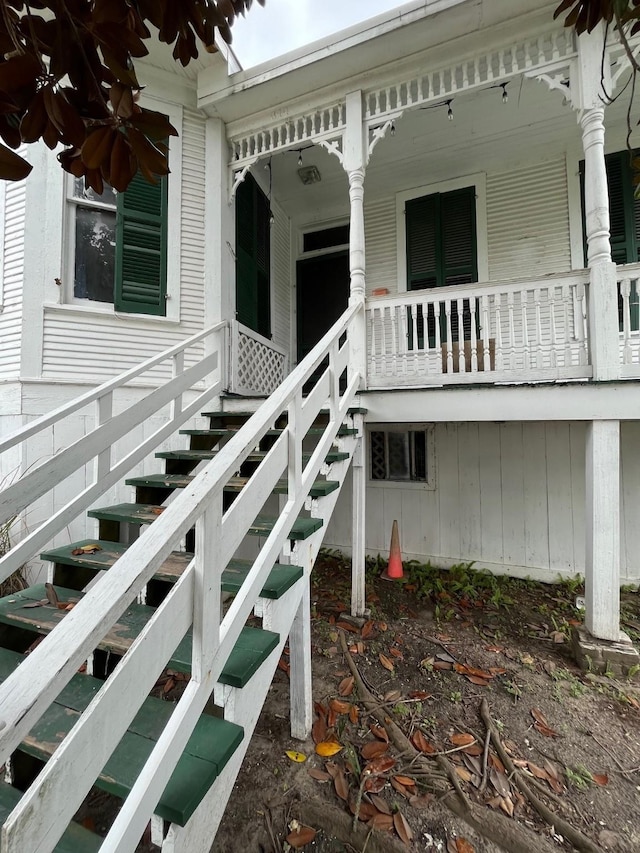 614 18th St, Galveston, TX 77550 - doorway to property with covered porch