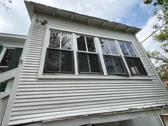614 18th St, Galveston, TX 77550 - view of side of property