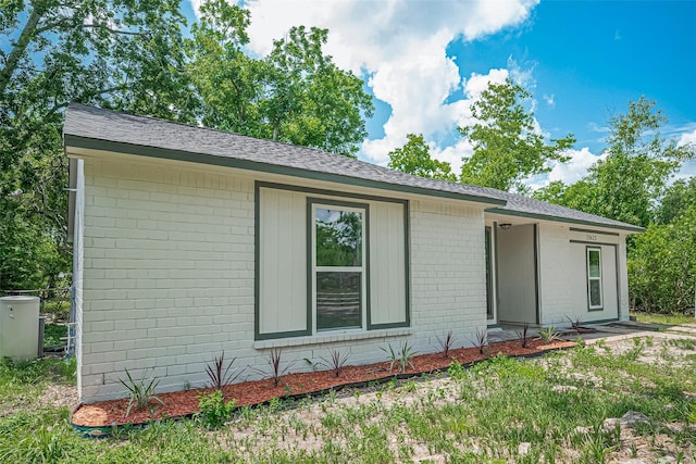 15622 Corsair Rd, Houston, TX 77053 - view of front of house with brick siding and roof with shingles