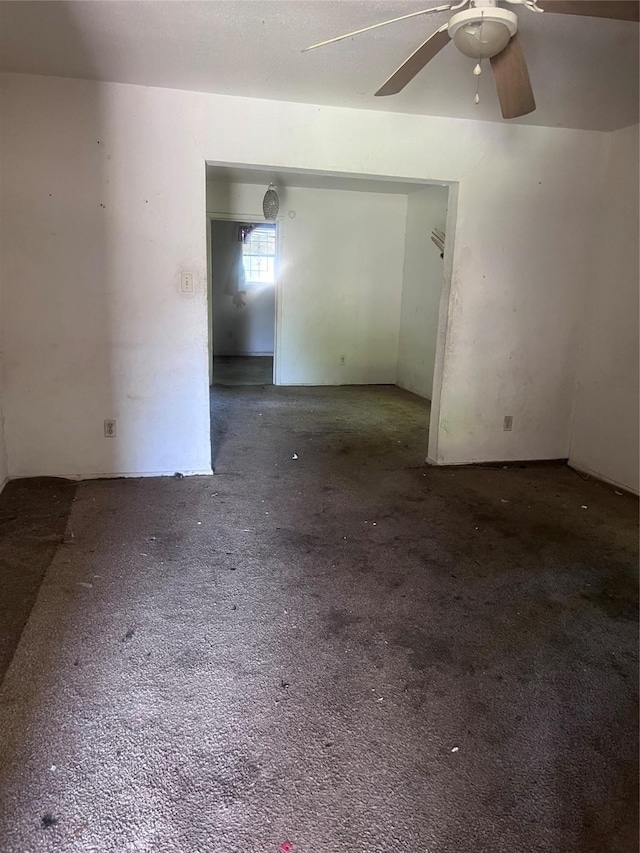 3419 Dennis St, Houston, TX 77004 - carpeted spare room featuring a ceiling fan