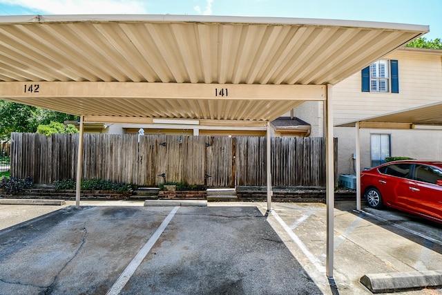 5001 Lamonte Ln Unit 14, Houston, TX 77092 - view of covered parking lot