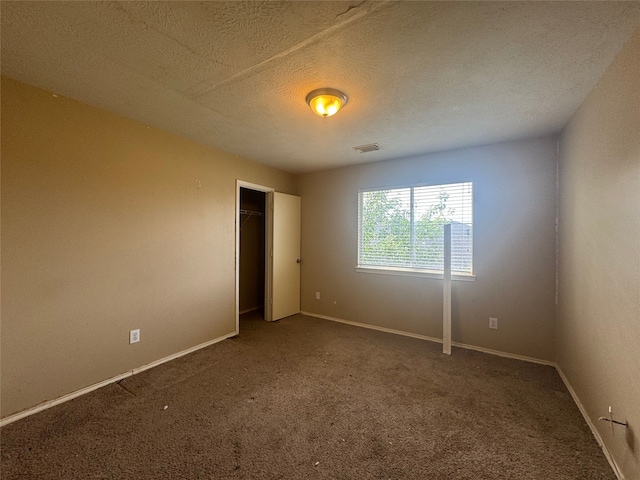 3406 Chateaucrest Ct, Houston, TX 77047 - unfurnished room with carpet floors, baseboards, and a textured ceiling