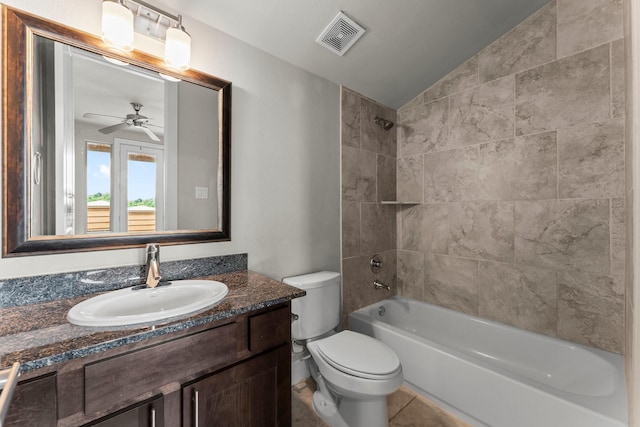 111 E 2nd St, Houston, TX 77007 - full bath featuring lofted ceiling, vanity, tub / shower combination, toilet, and a ceiling fan