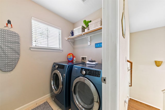 1538 Bevis St, Houston, TX 77008 - laundry area with independent washer and dryer and baseboards