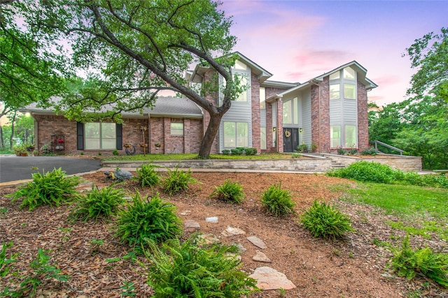 901 Hartrick Canyon Dr, Temple, TX 76502 - view of front facade featuring brick siding
