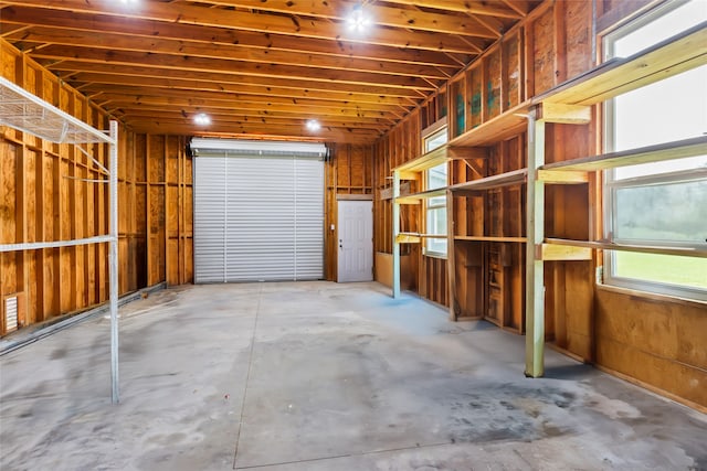 610 S Shady Ln, Shoreacres, TX 77571 - view of garage