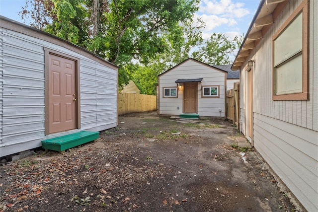 807 Aron St, Baytown, TX 77520 - view of yard