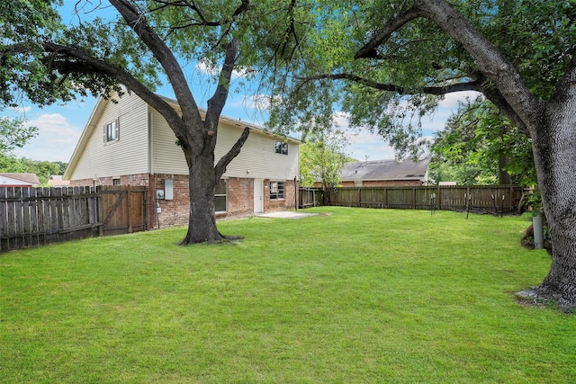 6639 Feather Creek Dr, Houston, TX 77086 - view of yard