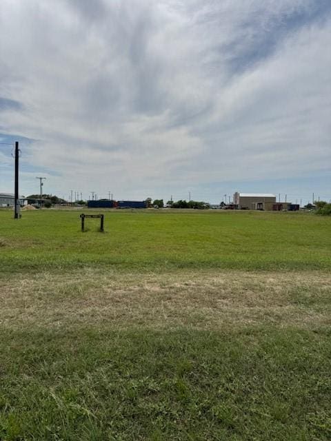92 Angelfish Dr, Palacios, TX 77465