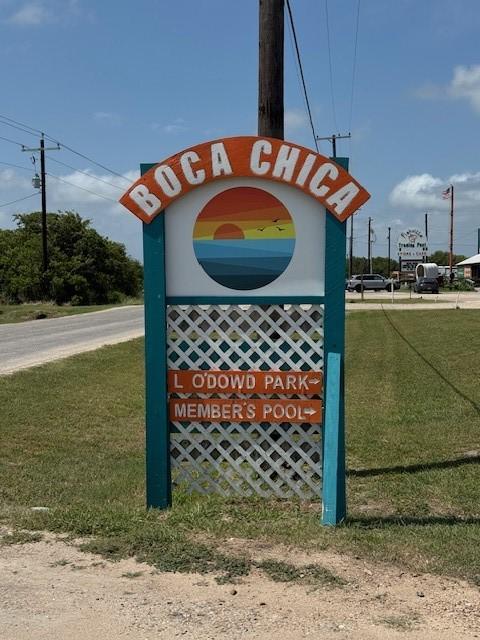 92 Angelfish Dr, Palacios, TX 77465