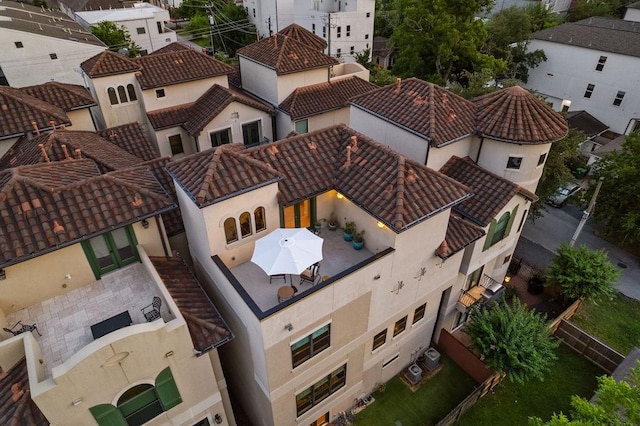 1604 Fowler St, Houston, TX 77007 - drone / aerial view