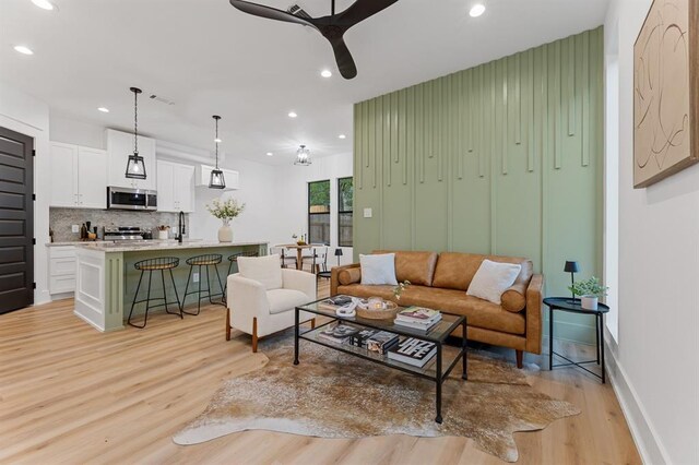 516 Clinton St A-B, Unit A-B Conroe, TX 77301 - photo 6