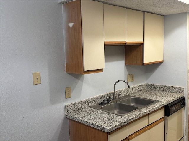 7402 Alabonson Rd Unit 303, Houston, TX 77088 - photo 4