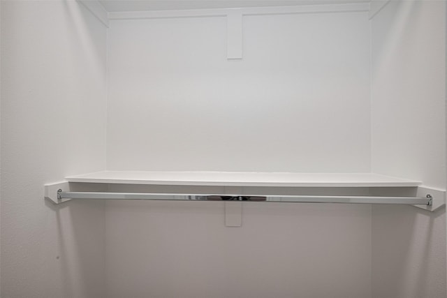 8314 Burning Hills Dr, Houston, TX 77071 - view of walk in closet
