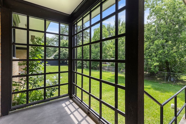 1403 N Thompson St, Conroe, TX 77301 - view of unfurnished sunroom
