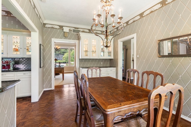 1403 N Thompson St, Conroe, TX 77301 - dining room featuring a chandelier, ornamental molding, wallpapered walls, and baseboards