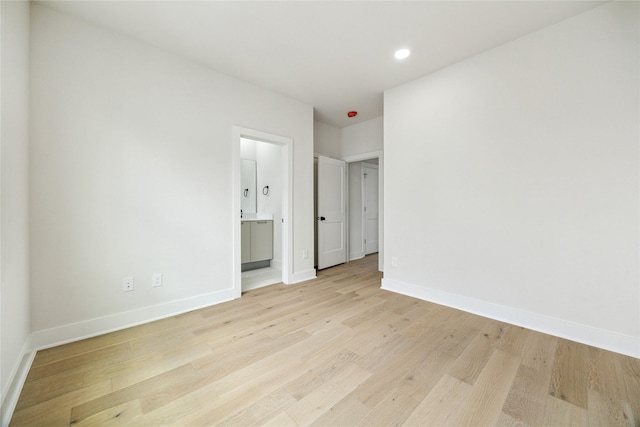 3907D Tulane St, Houston, TX 77018 - unfurnished room featuring baseboards, light wood finished floors, and recessed lighting