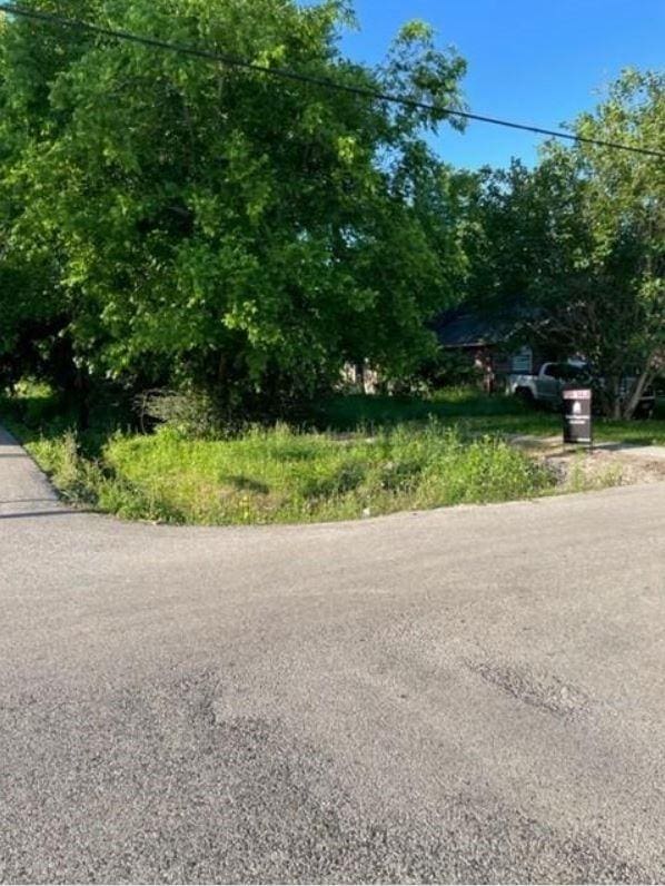 422 E 32nd St, Houston, TX 77018