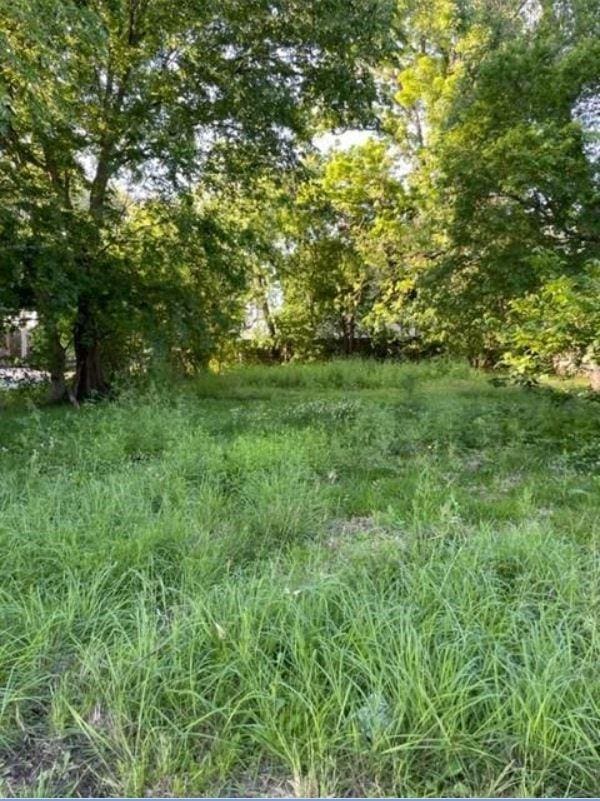 422 E 32nd St, Houston, TX 77018