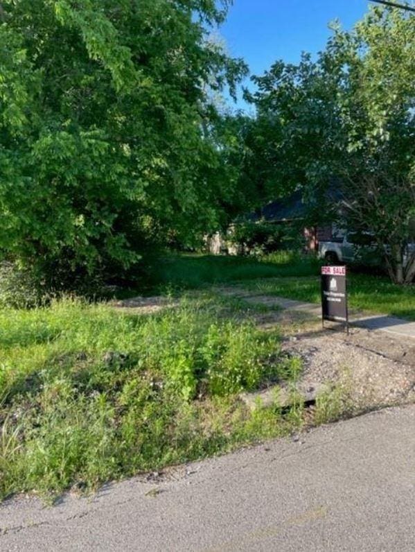 422 E 32nd St, Houston, TX 77018
