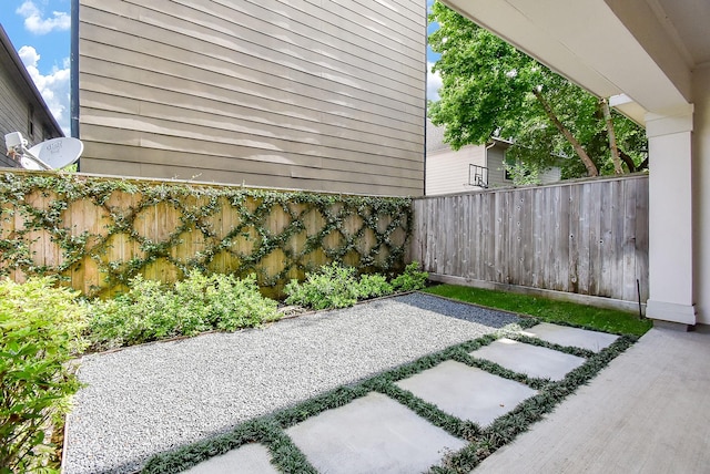 4220 Law St, Houston, TX 77005 - fenced backyard featuring a patio area