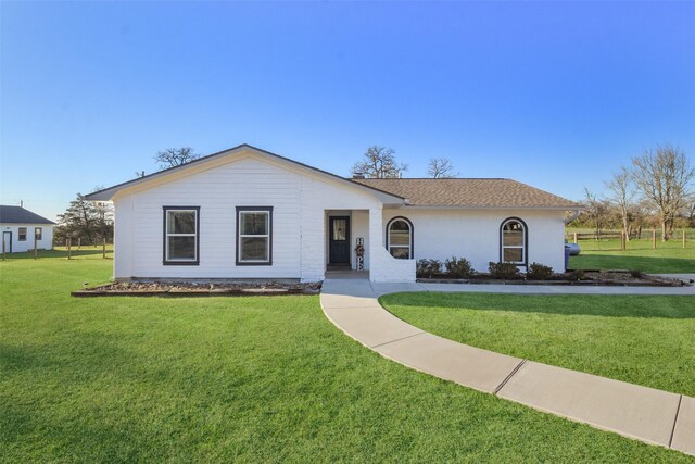 4620 Springfield Ln, Brenham, TX 77833 - view of front of home with a front yard