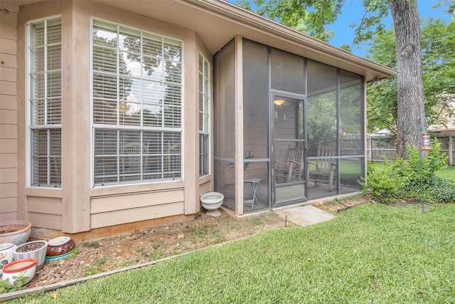 529 Stephen F Austin Dr, Conroe, TX 77302 - view of side of property with a sunroom