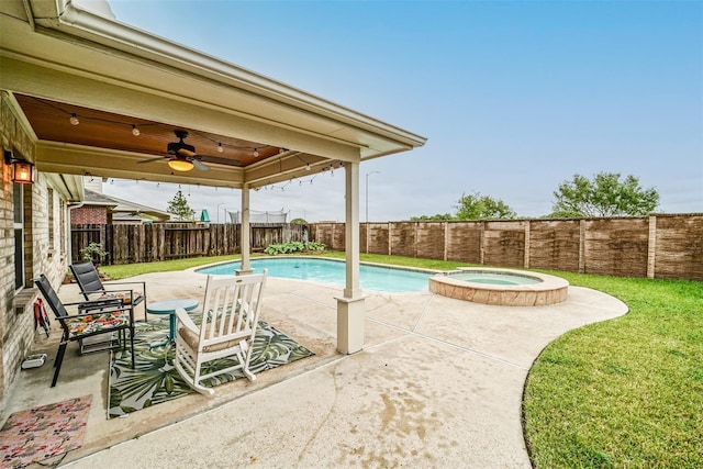 2957 Water Willow Ln, Pearland, TX 77581 - view of swimming pool featuring a ceiling fan, a patio area, a fenced backyard, and a pool with connected hot tub