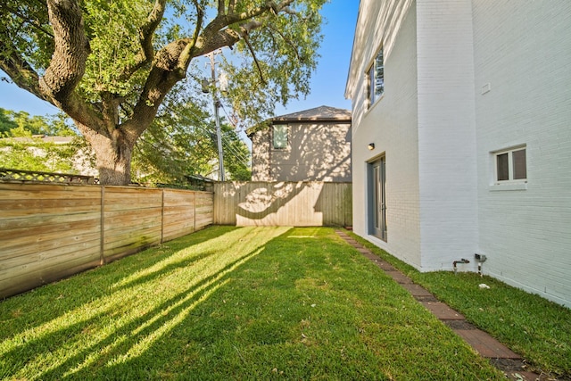3810 Bellefontaine St, Houston, TX 77025 - view of fenced backyard