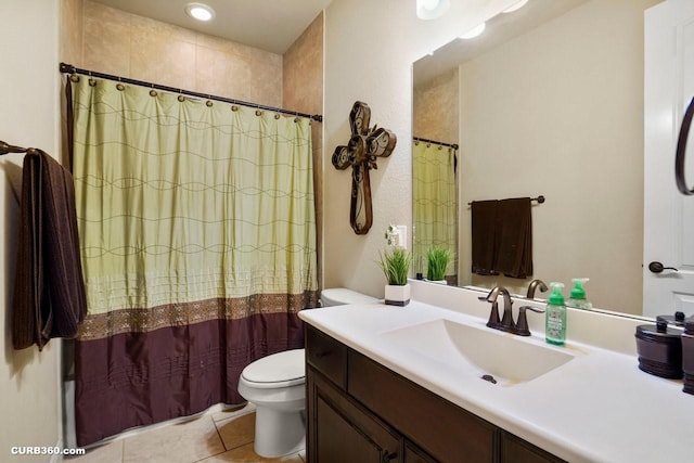 1522 Richland Hollow Ln, Friendswood, TX 77546 - full bathroom featuring toilet, vanity, tile patterned flooring, and a shower with curtain