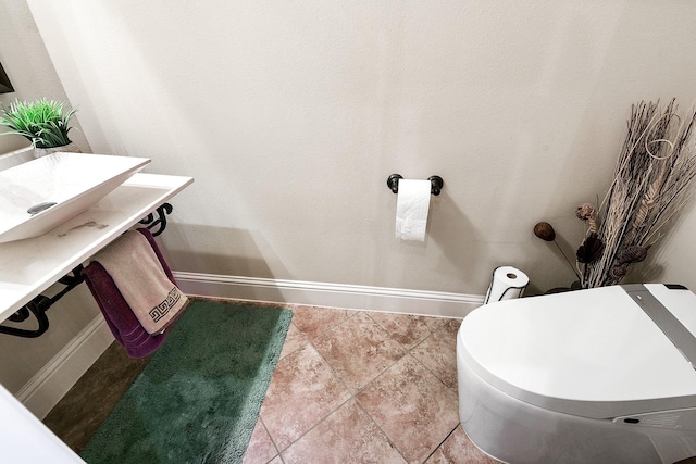 5702 Mustang Ridge Ln, Fulshear, TX 77441 - half bath with baseboards and toilet