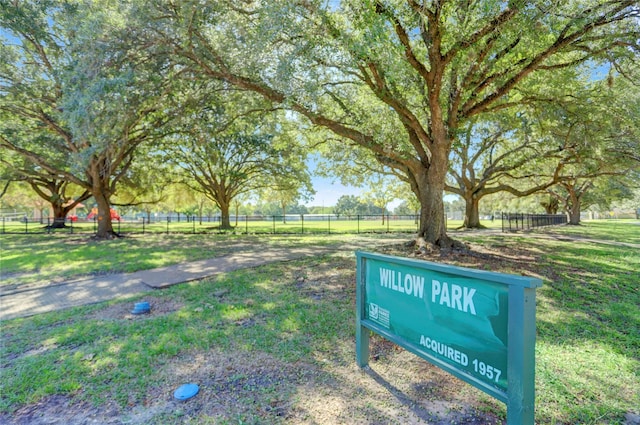 4410 Spellman Rd, Houston, TX 77035 - view of community