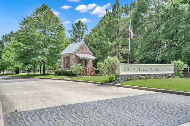 4792 W Fork Blvd, Conroe, TX 77304 - view of community sign