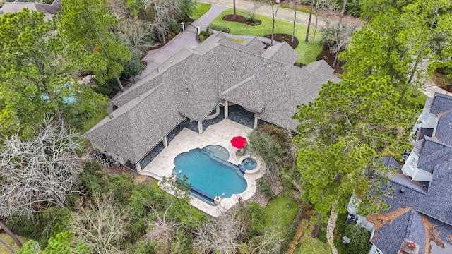 11 Bracebridge Dr, The Woodlands, TX 77382 - view from above of property with a pool