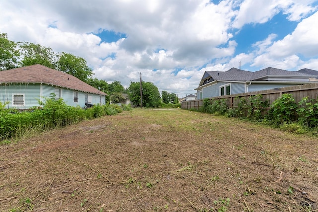 1909 Semmes St, Houston, TX 77026