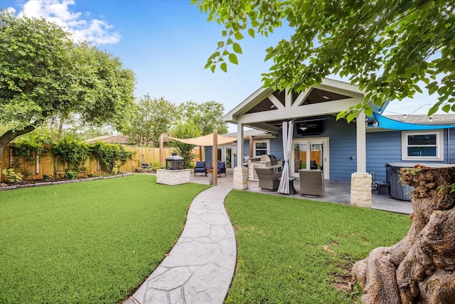 2050 Marnel Rd, Houston, TX 77055 - view of yard featuring a patio area