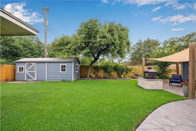 2050 Marnel Rd, Houston, TX 77055 - view of yard with a patio area
