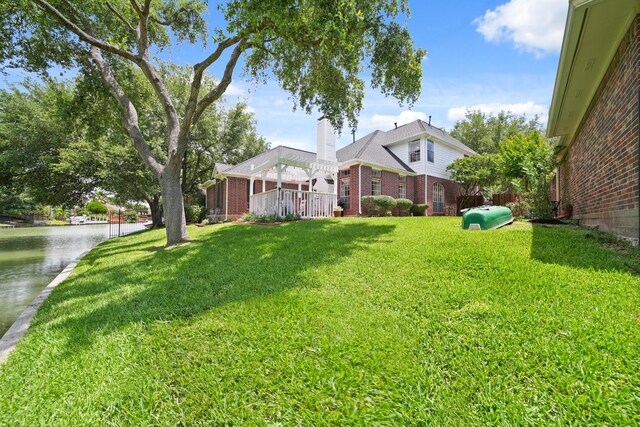 1123 Mariner Cv, Sugar Land, TX 77498 - view of grassy yard with a gazebo and a water view